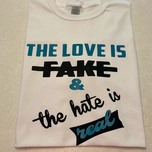 NEW “LOVE IS FAKE…” TEE BY: UNDEFEATED ENERGY - Picture 4 of 6